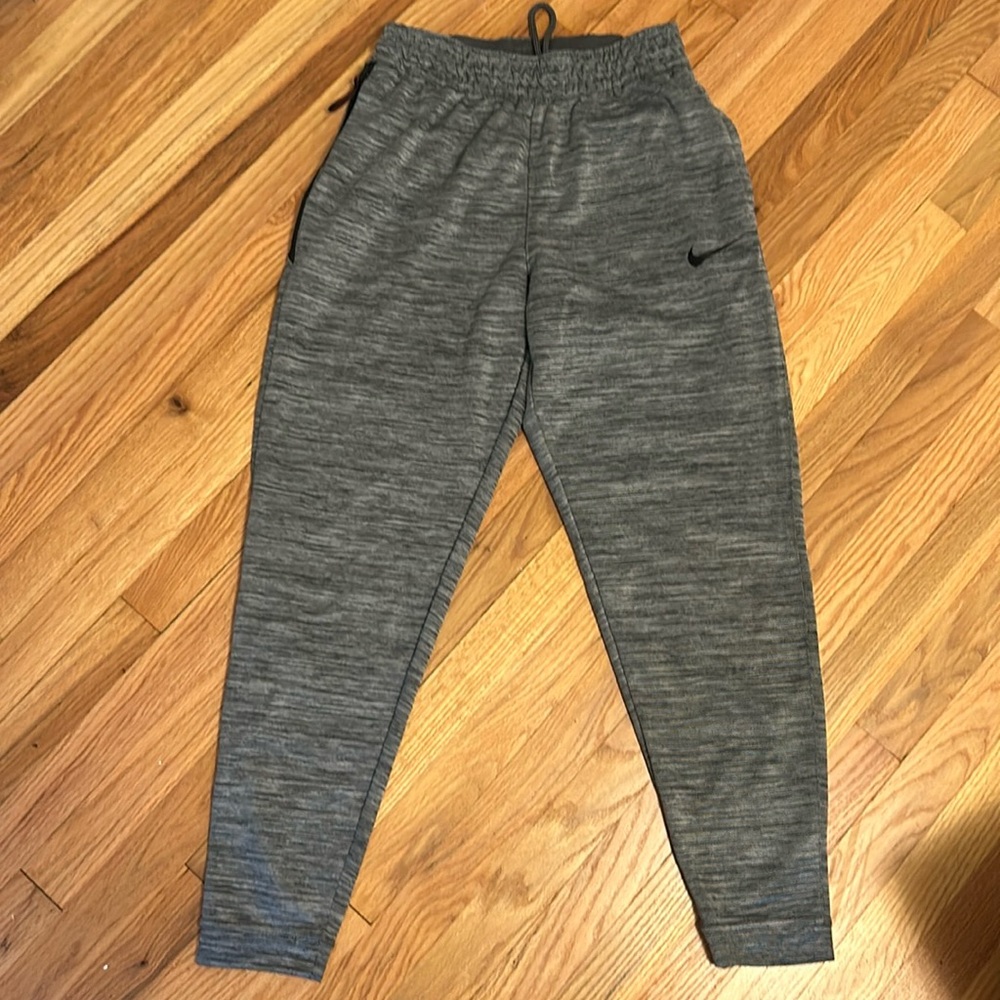 Nike men’s joggers